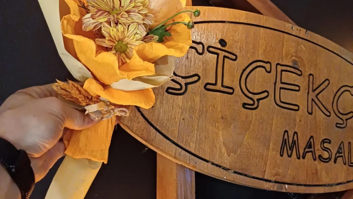 Karabük çiçekçi 100.yıl masal