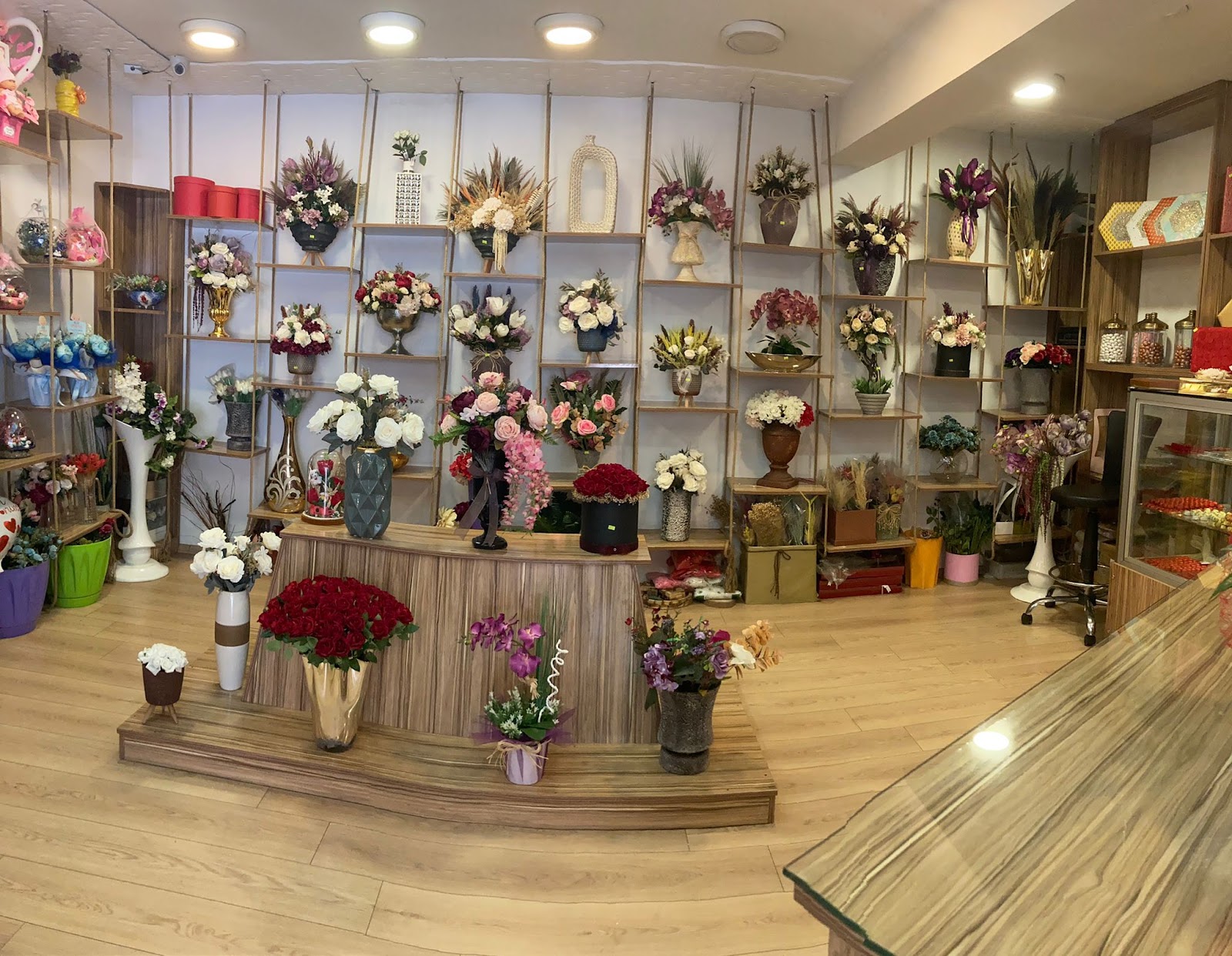 Karabük Lavinya Çiçekçilik